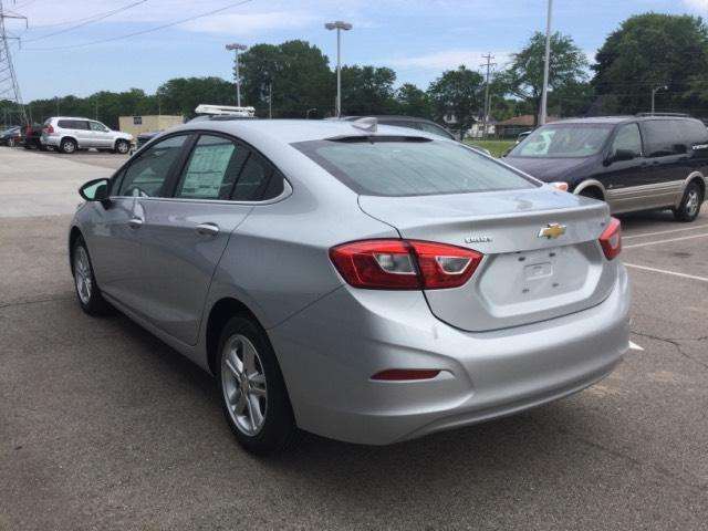 2017 Chevrolet Cruze LT Auto 4dr Sedan